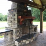 Tremron Stonegate Oak Run outdoor fireplace